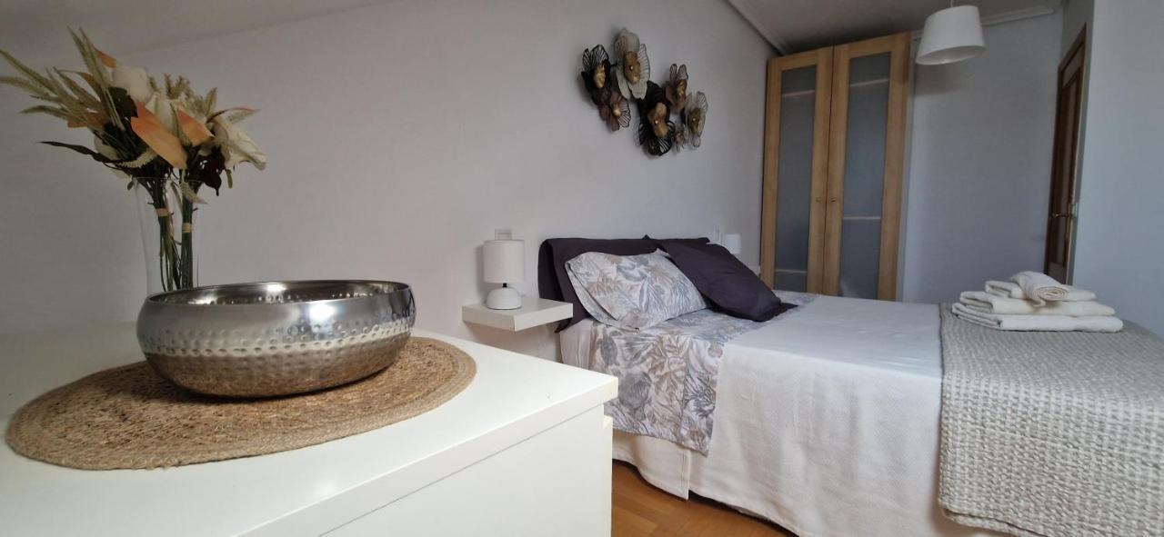 Junto A La Catedral Apartment *